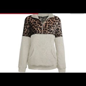 Super cute leopard pullover